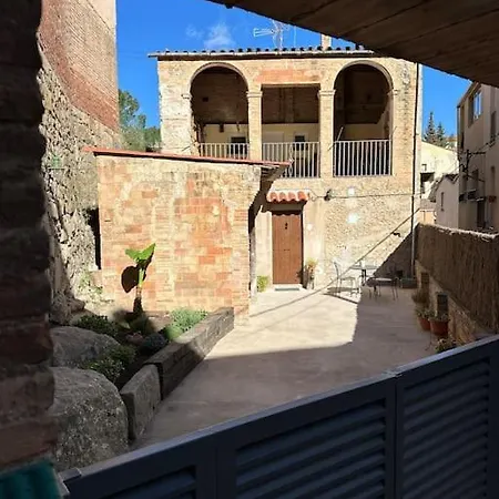 El Patufet En Casa Cami De Les Aiguees *